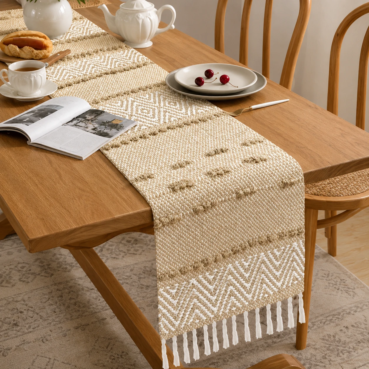 Table Runners thumbnail 8